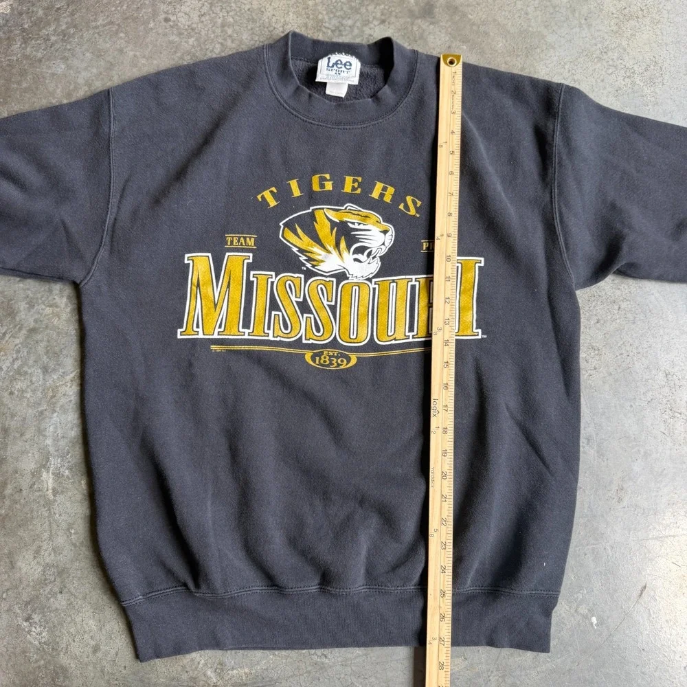 Vintage 90s Missouri Mizzou Tigers Graphic Sweatshirt Pullover Mens L Lee Sport